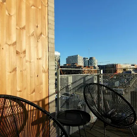 Apartment Fantastic 3-bed Wbalcony In North Harbour